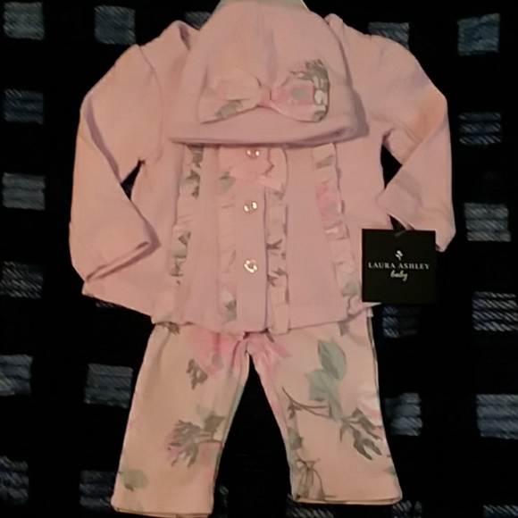 Laura Ashley Other - Baby Girl Outfit